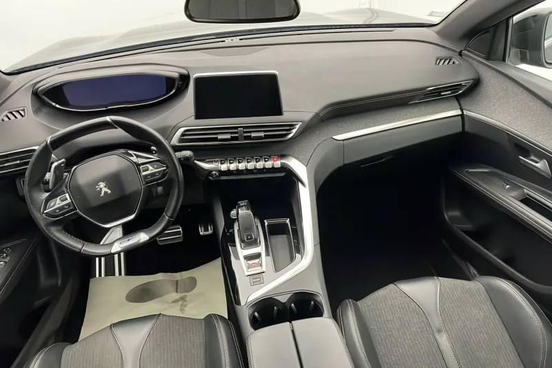 Image secondaire du véhicule 10