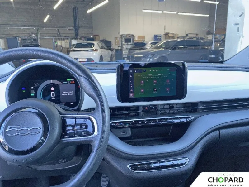 Image secondaire du véhicule 16