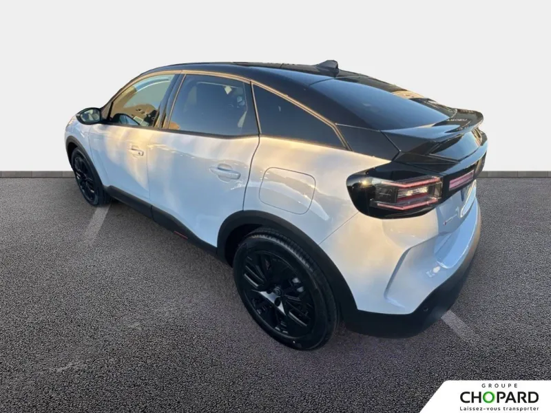 Image secondaire du véhicule 8