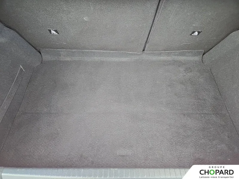 Image secondaire du véhicule 9