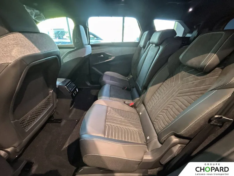 Image secondaire du véhicule 12