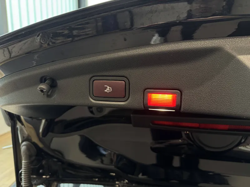 Image secondaire du véhicule 9