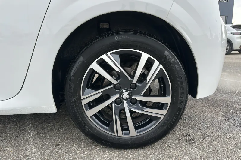 Image secondaire du véhicule 34