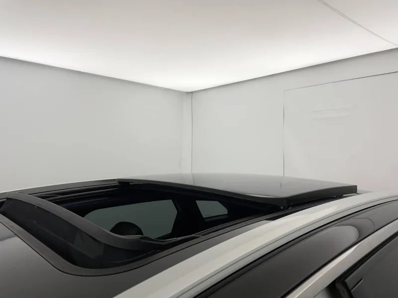 Image secondaire du véhicule 26