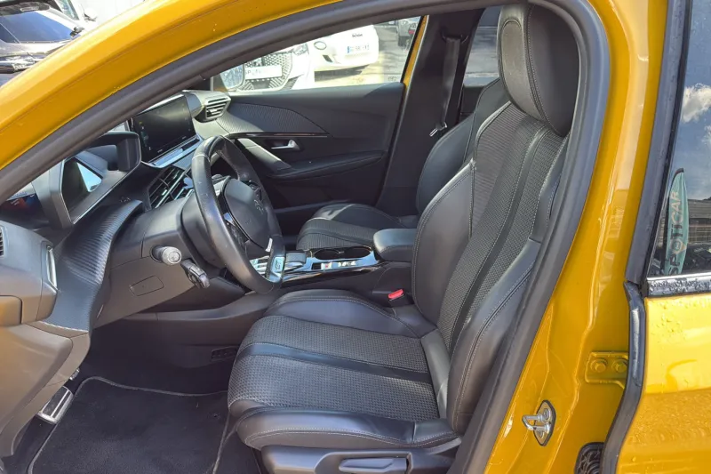 Image secondaire du véhicule 11