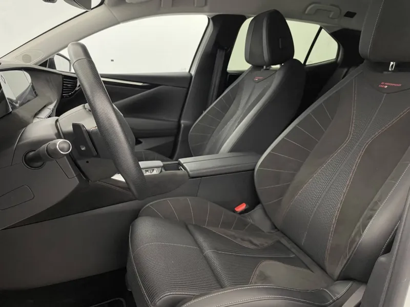 Image secondaire du véhicule 15