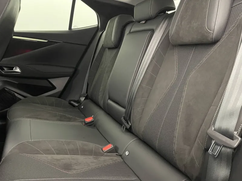 Image secondaire du véhicule 16