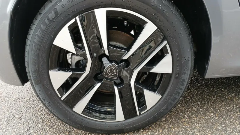 Image secondaire du véhicule 15