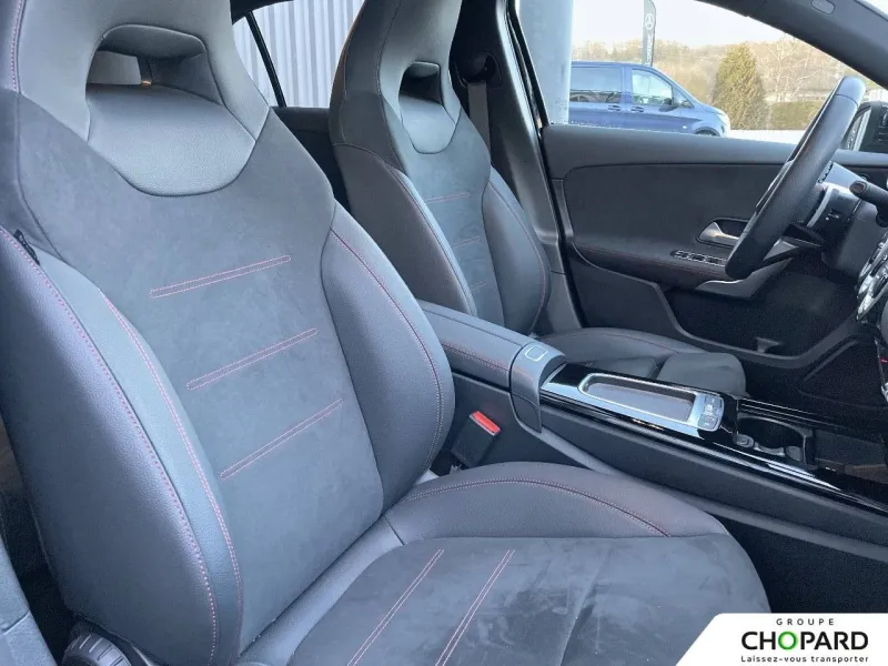 Image secondaire du véhicule 12