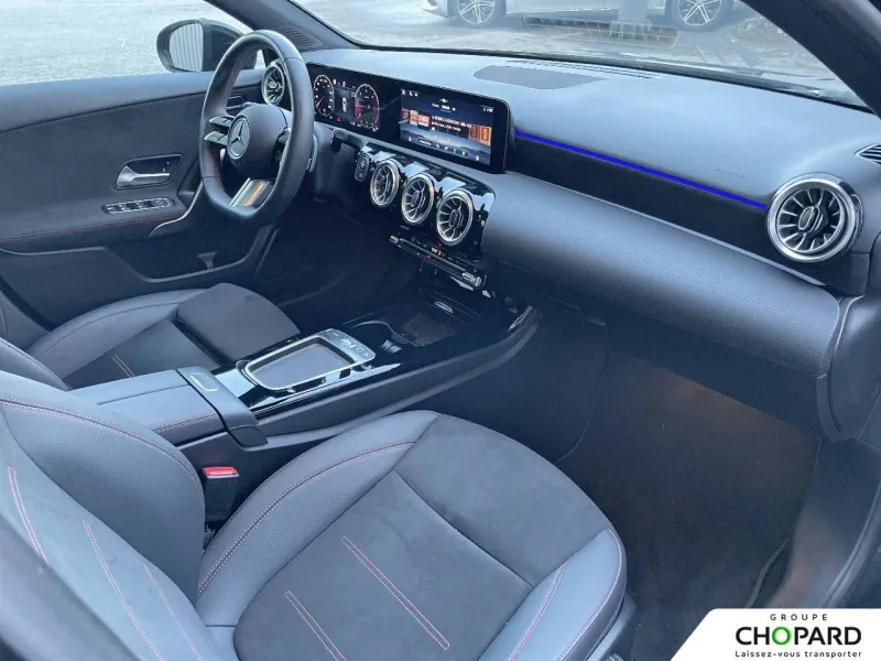 Image secondaire du véhicule 14