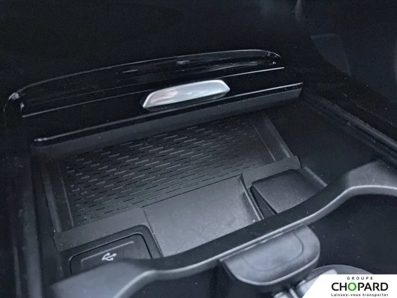 Image secondaire du véhicule 24