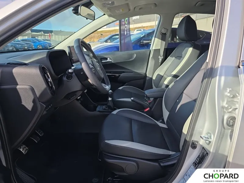 Image secondaire du véhicule 12