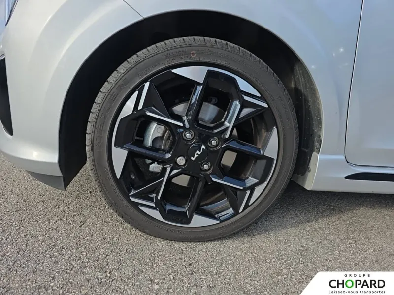 Image secondaire du véhicule 25