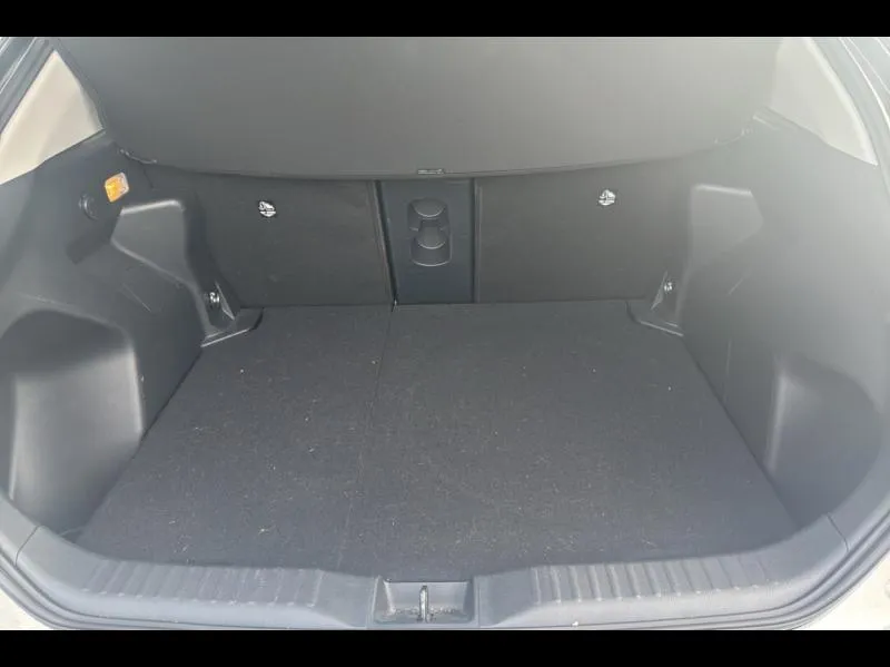 Image secondaire du véhicule 10