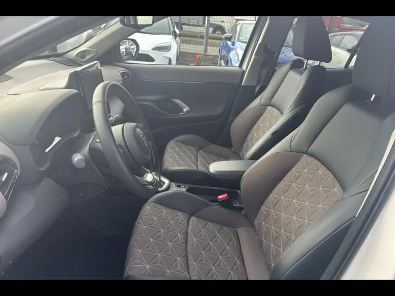 Image secondaire du véhicule 11