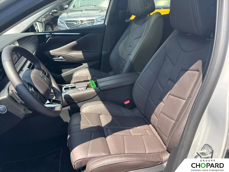 Image secondaire du véhicule 10