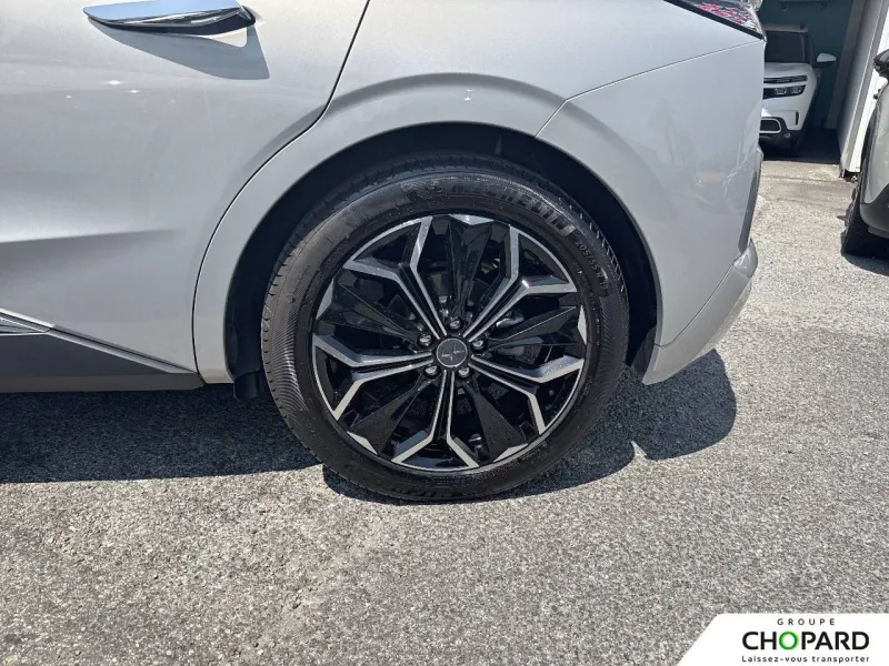 Image secondaire du véhicule 12