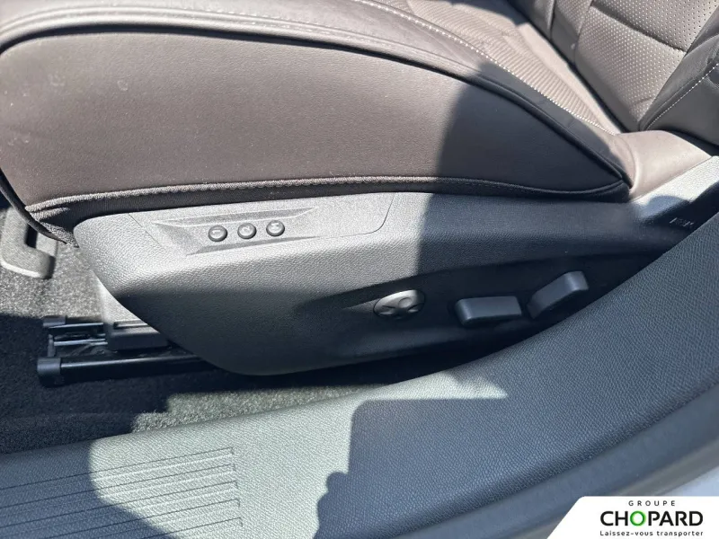 Image secondaire du véhicule 17