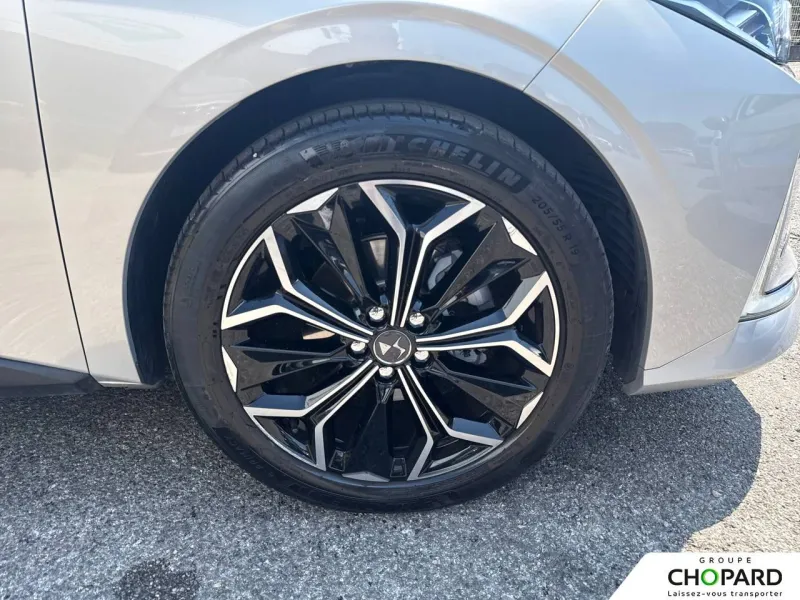 Image secondaire du véhicule 19