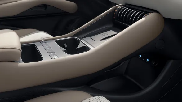 BYD Atto 3 Evo 2026 : détail console centrale