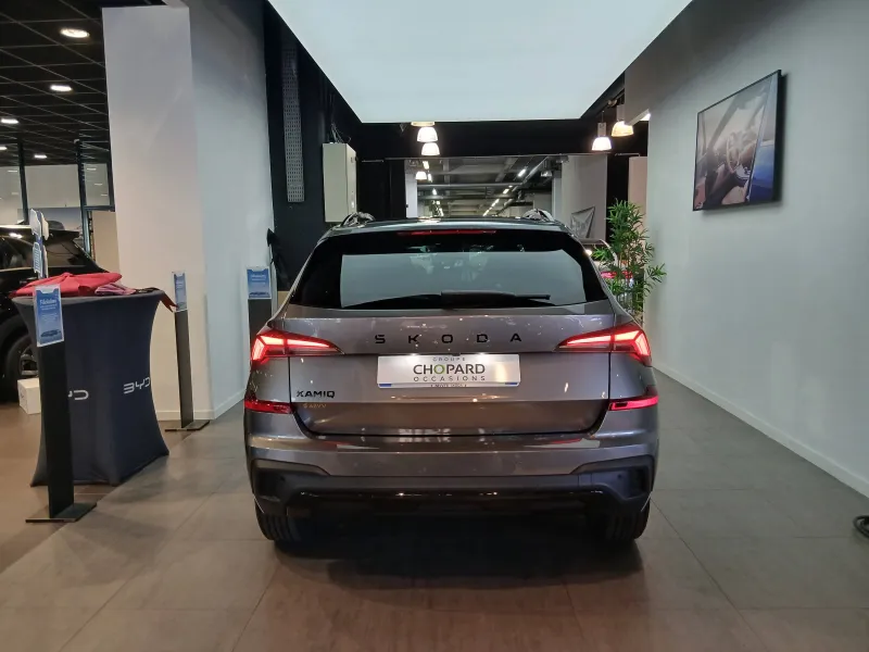 Image secondaire du véhicule 6