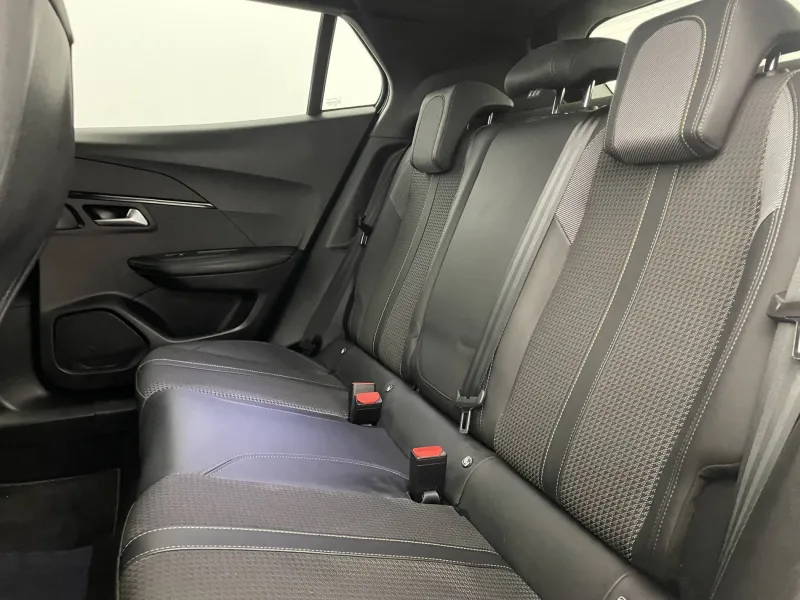 Image secondaire du véhicule 16