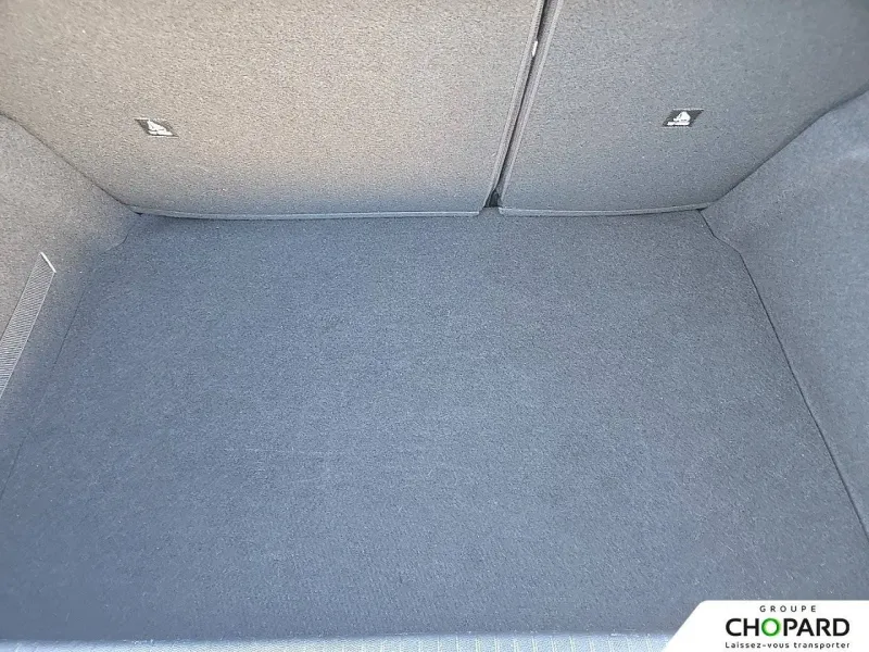 Image secondaire du véhicule 9