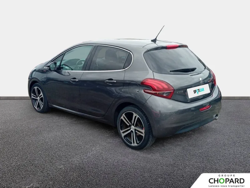 Image secondaire du véhicule 8