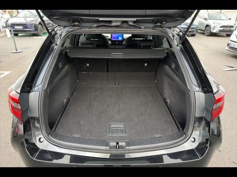 Image secondaire du véhicule 10