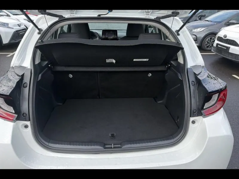 Image secondaire du véhicule 10