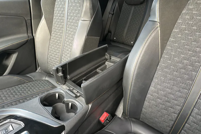 Image secondaire du véhicule 33