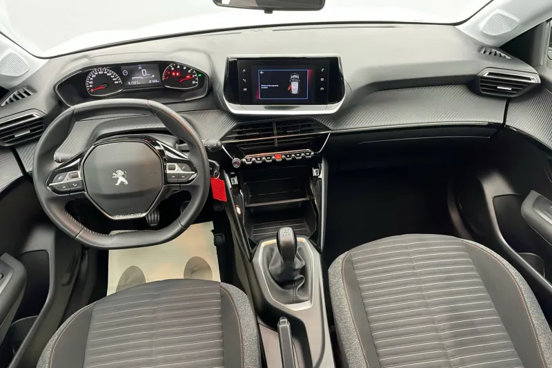 Image secondaire du véhicule 10