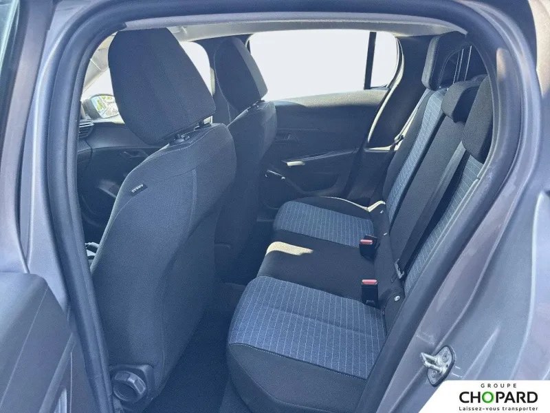 Image secondaire du véhicule 12