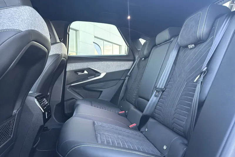 Image secondaire du véhicule 16