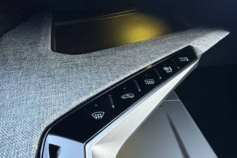 Image secondaire du véhicule 24