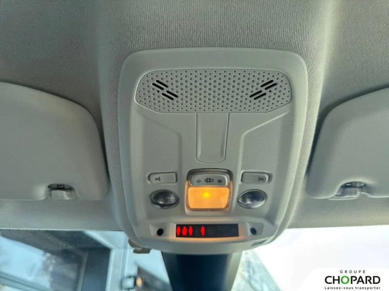 Image secondaire du véhicule 19