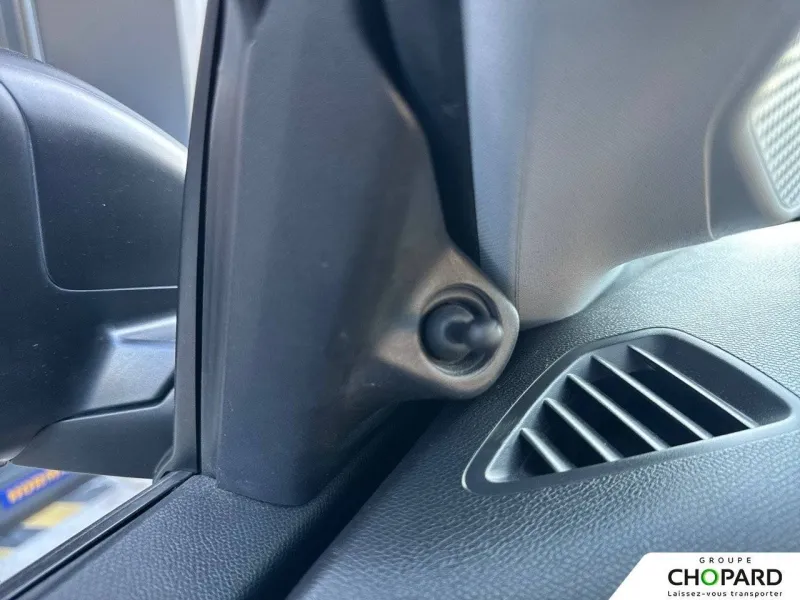 Image secondaire du véhicule 21