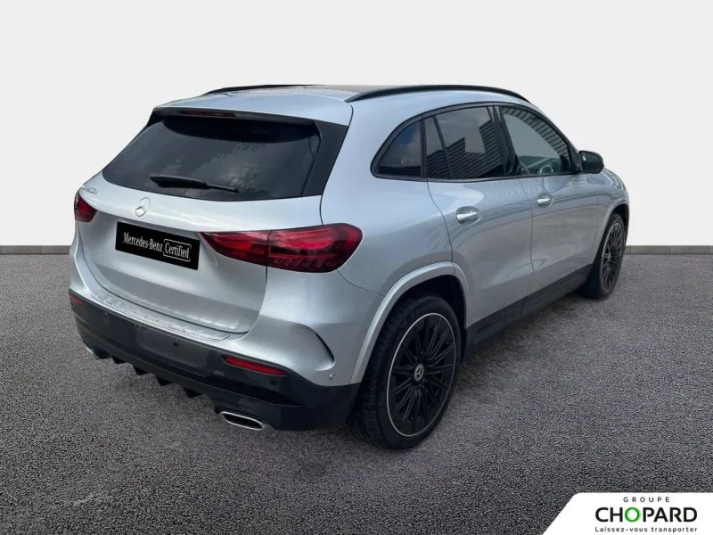 Image secondaire du véhicule 4