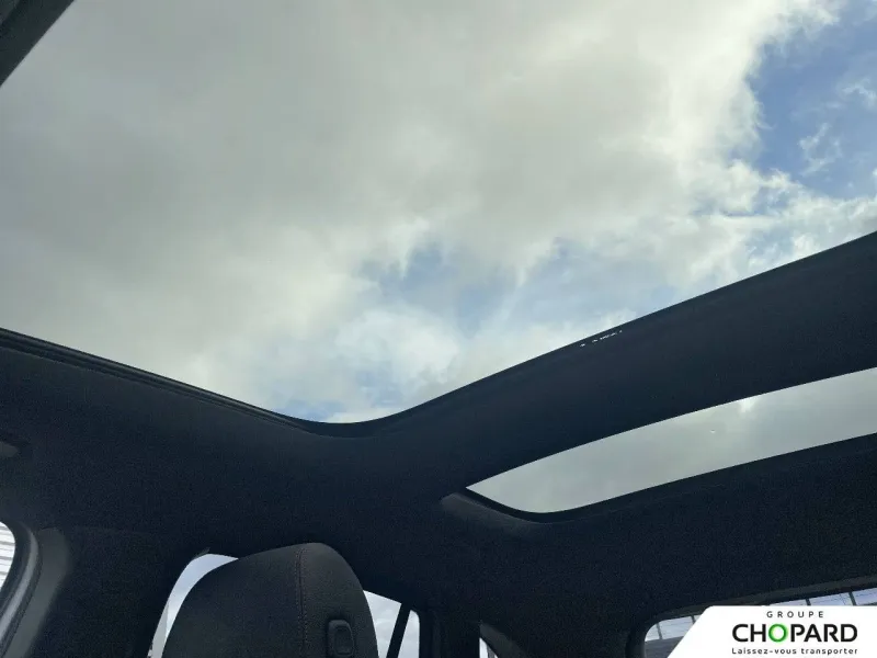 Image secondaire du véhicule 22