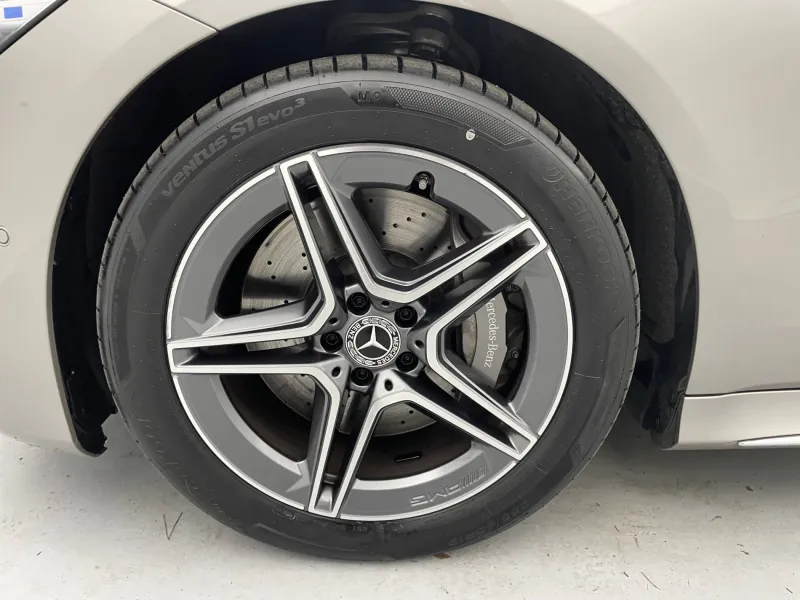 Image secondaire du véhicule 19