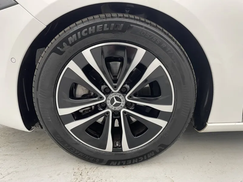 Image secondaire du véhicule 19