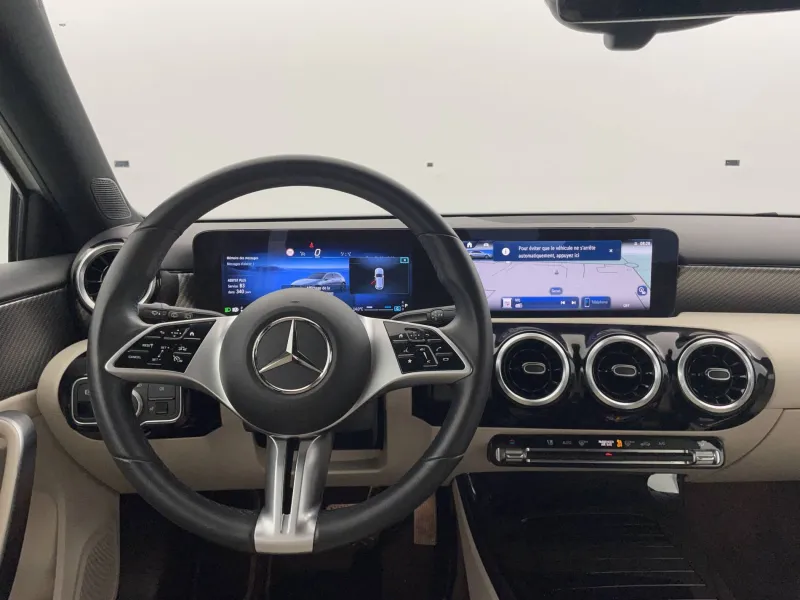 Image secondaire du véhicule 23