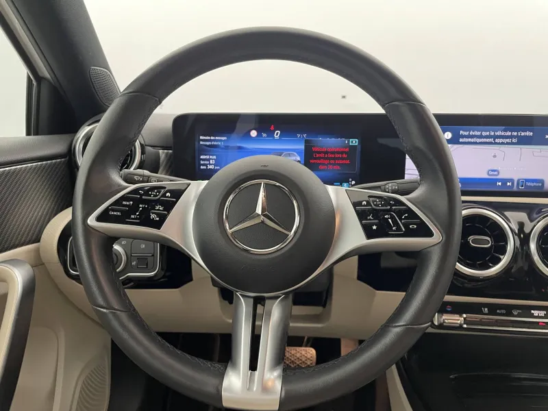 Image secondaire du véhicule 24