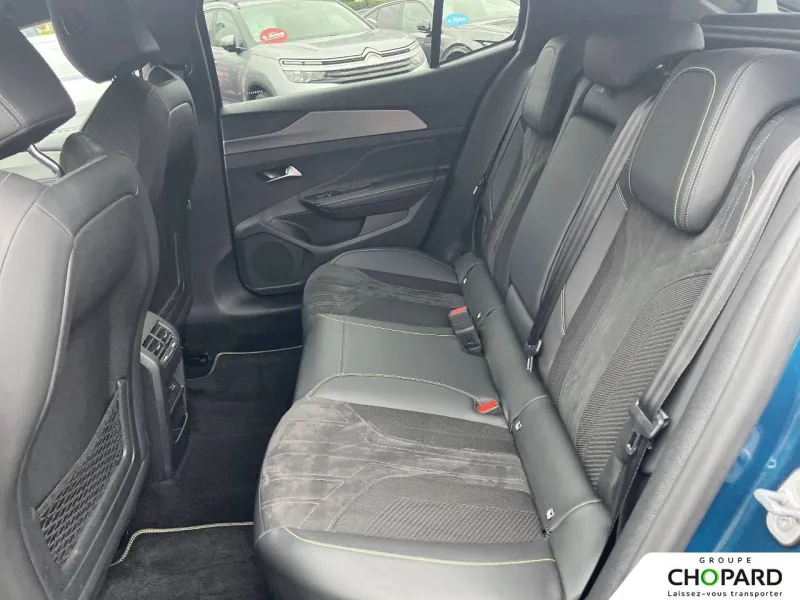 Image secondaire du véhicule 12