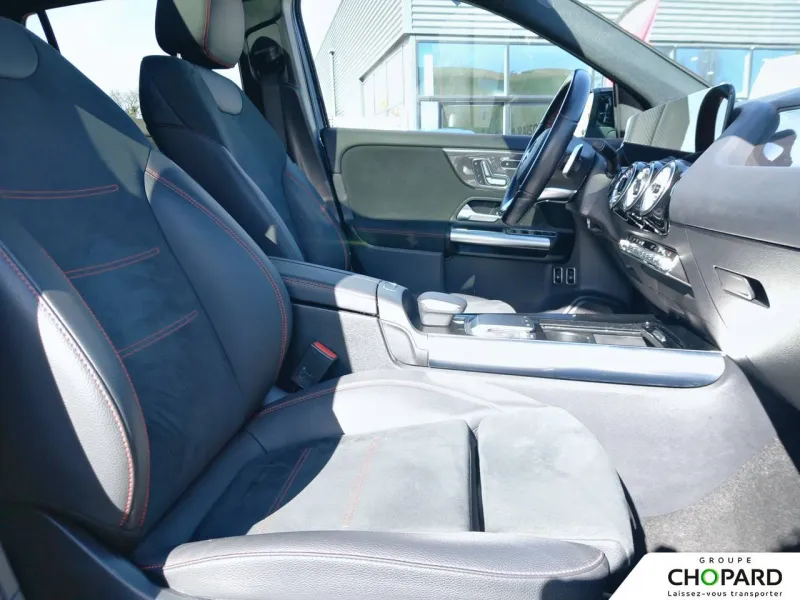 Image secondaire du véhicule 14