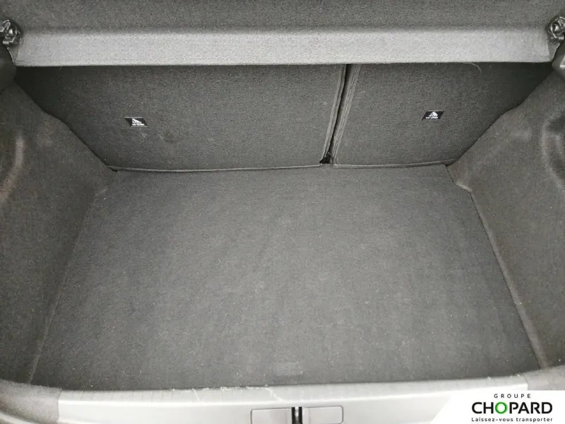 Image secondaire du véhicule 9