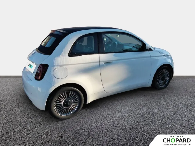 Image secondaire du véhicule 4