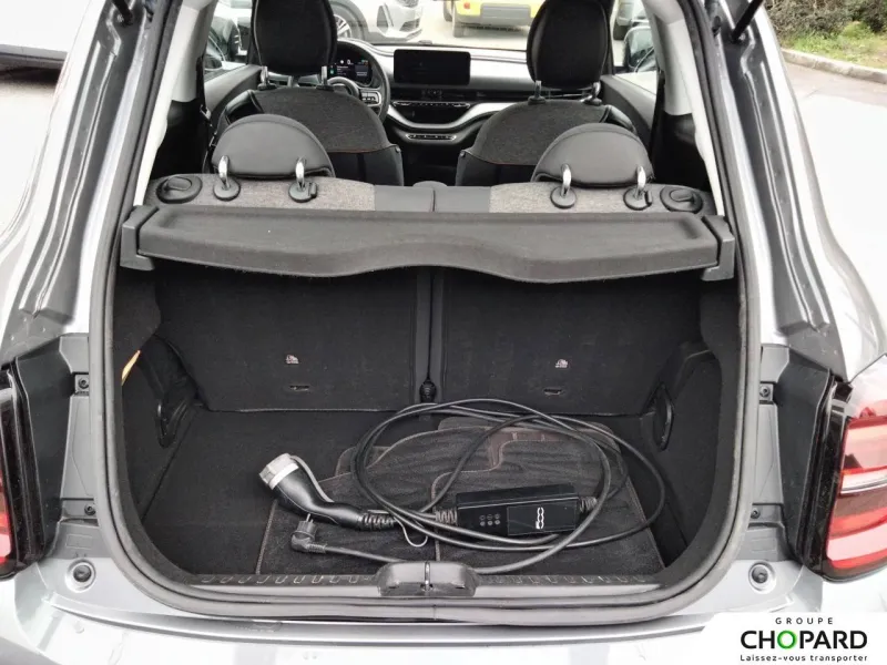 Image secondaire du véhicule 9