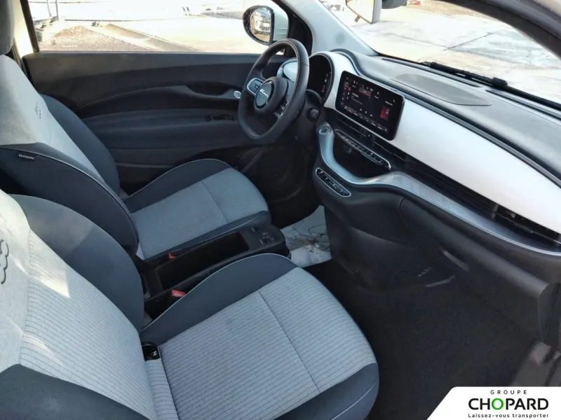 Image secondaire du véhicule 14