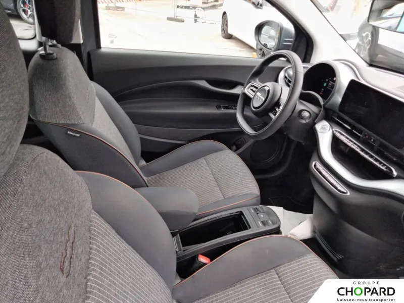 Image secondaire du véhicule 14